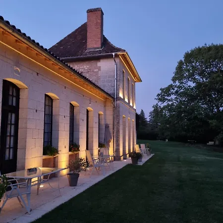 Chateau Neuf Le Desert Le Pizou
